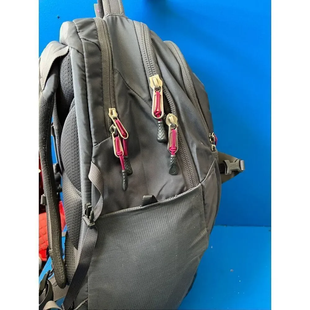 The North Face Recon Backpack Gray Pink Laptop Hiking Day Bag Padded Back ISSUES